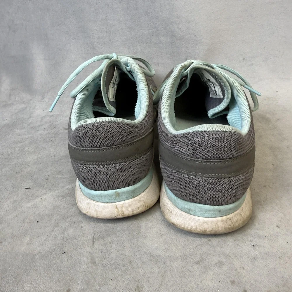 Nike Training Shoes Womens Size 9.5 Gray‎ Purple Teal Running Sneakers